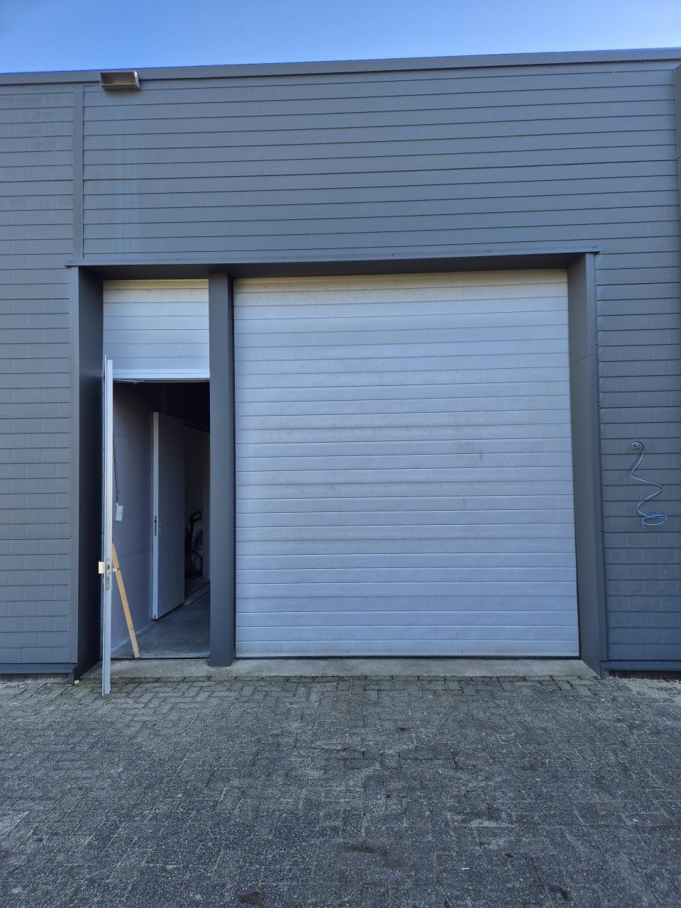 Overheaddeur / Sectionaal deur