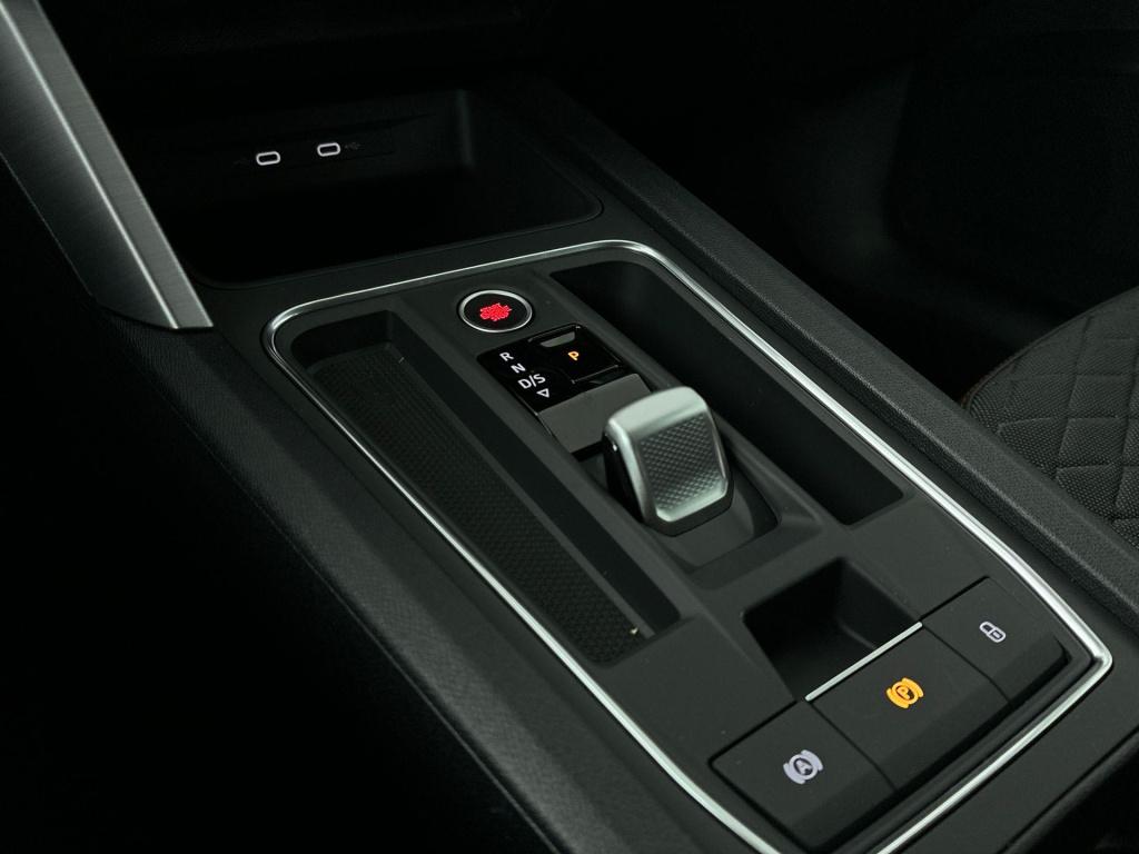 Seat Leon sportstourer fr business 1.5 tsi ehybrid 150 kw / 204 pk statio