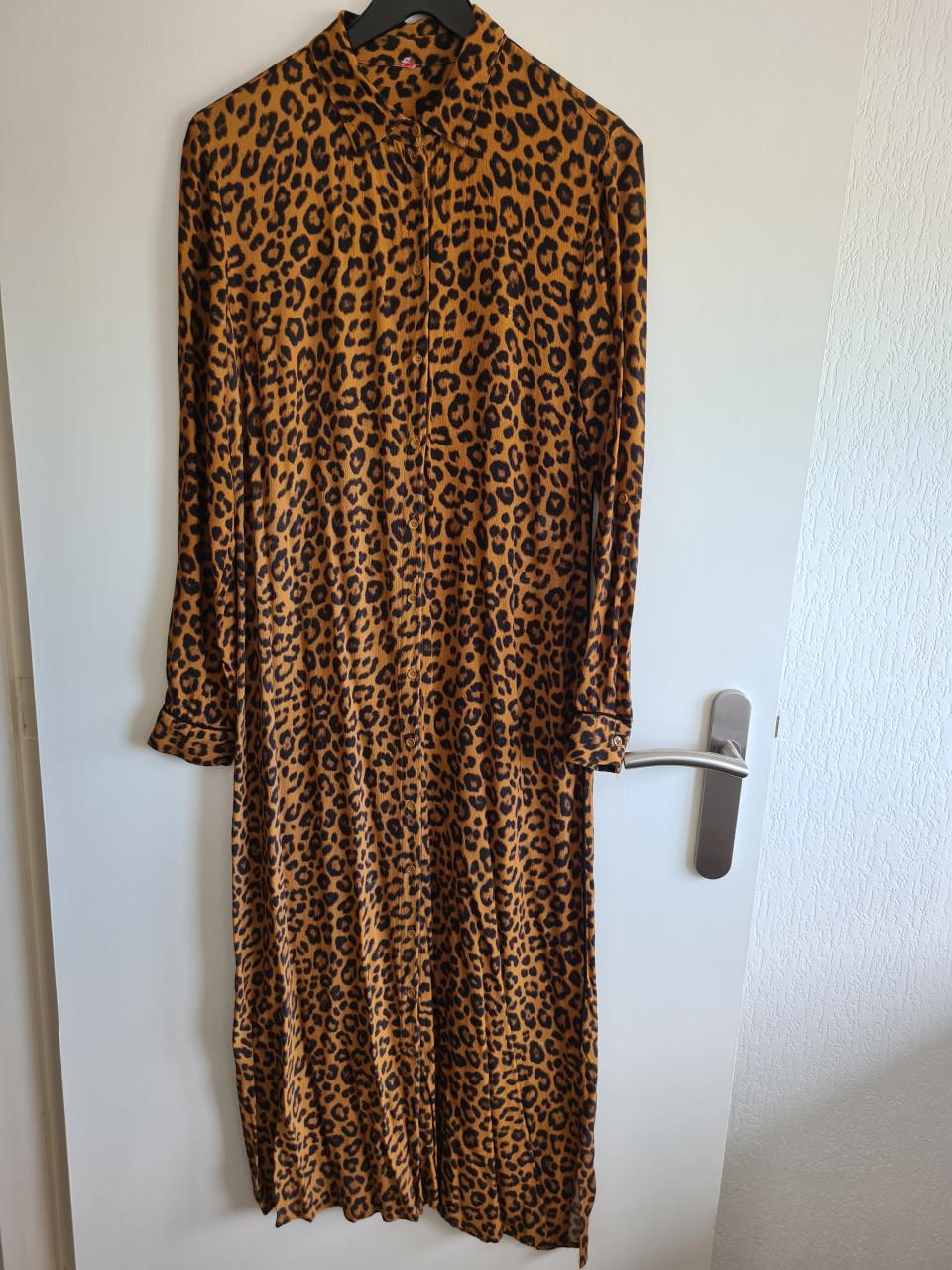 Prachtige maxi doorknoop jurk van Miss Etam Mt M-L