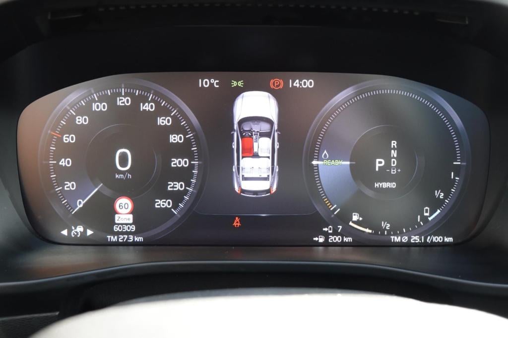 Volvo XC40 1.5 t5 recharge business pro