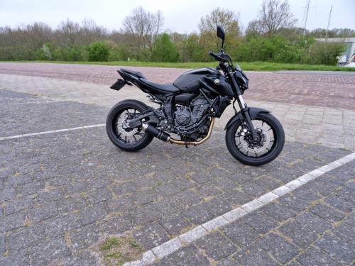 Roadsitalia uitlaat MT07