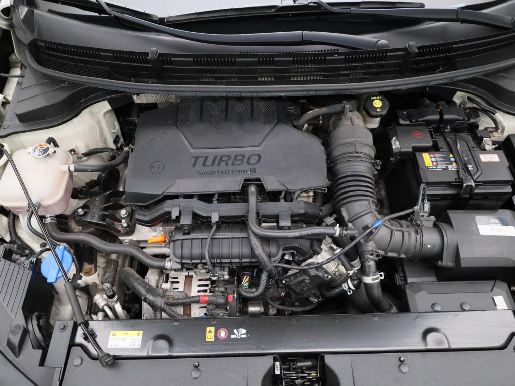 Kia Stonic 1.0 t-gdi mhev dynamicline | camera | dab | apple carplay | airc
