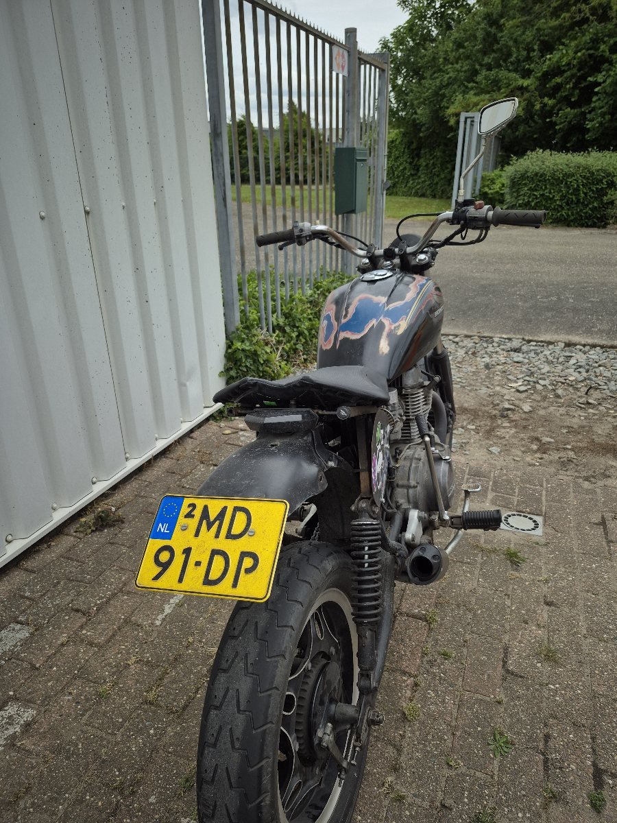 Honda CM400Twin