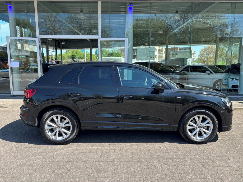 Audi Q3 35 tfsi s-line |trekhaak|pano dak|acc|elek a klep| rijklaar incl ga