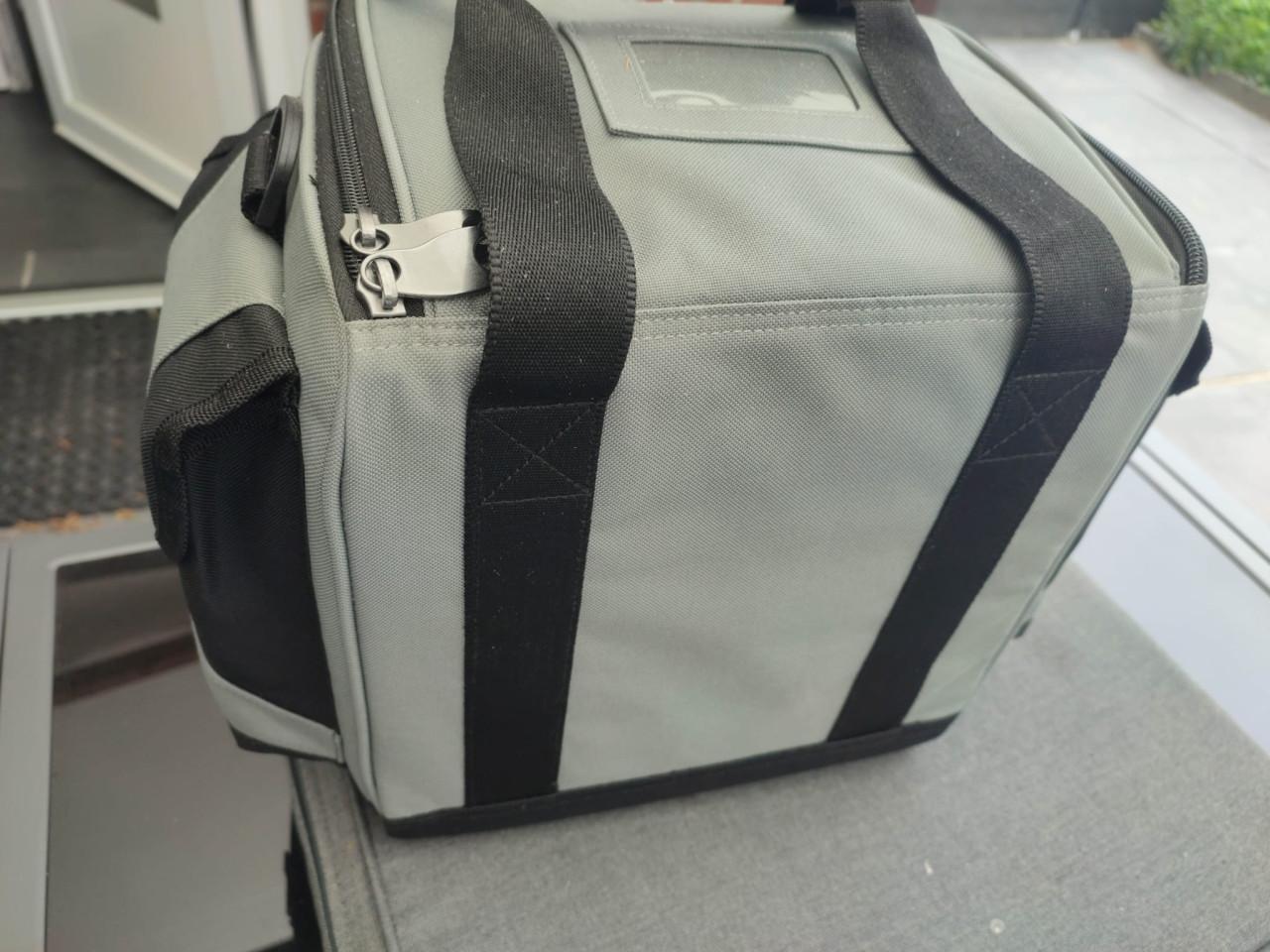 Mooie en stevige vis tas.