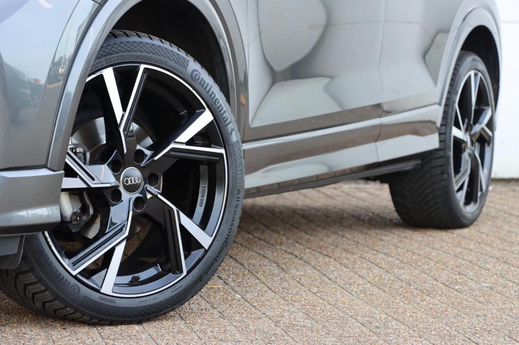 Audi Q2 30 tfsi s-line edition 110pk