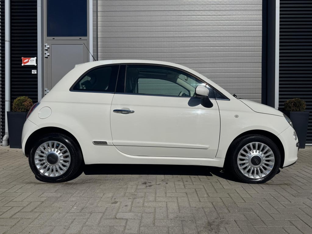 Fiat 500 1.2 lounge/automaat/nap/apk/airco
