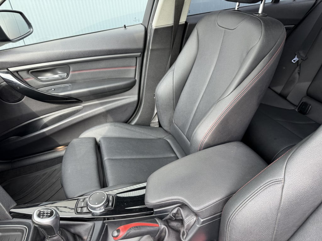 BMW 3-serie 316i 136pk high executive m-sportpakket sedan