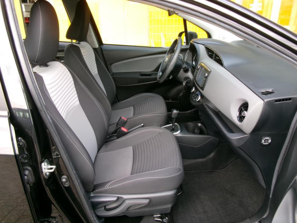 Toyota Yaris 1.5 hybrid clima, camera, multimedia, bluet.