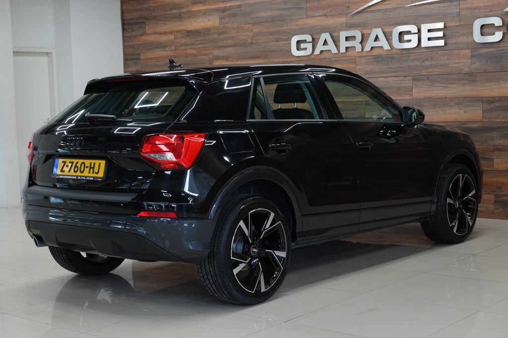 Audi Q2 30 tfsi | stoelverw. | leder | pdc |