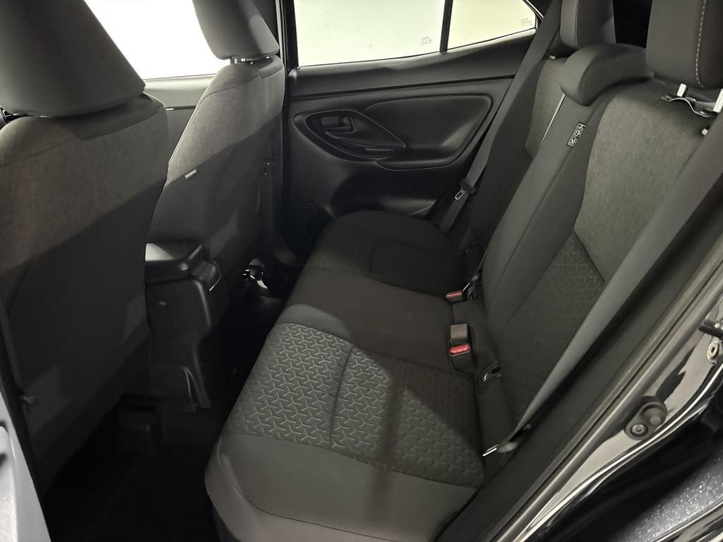 Toyota Yaris Cross 1.5 hybrid team d | navi | pdc | bsm | winterpakket