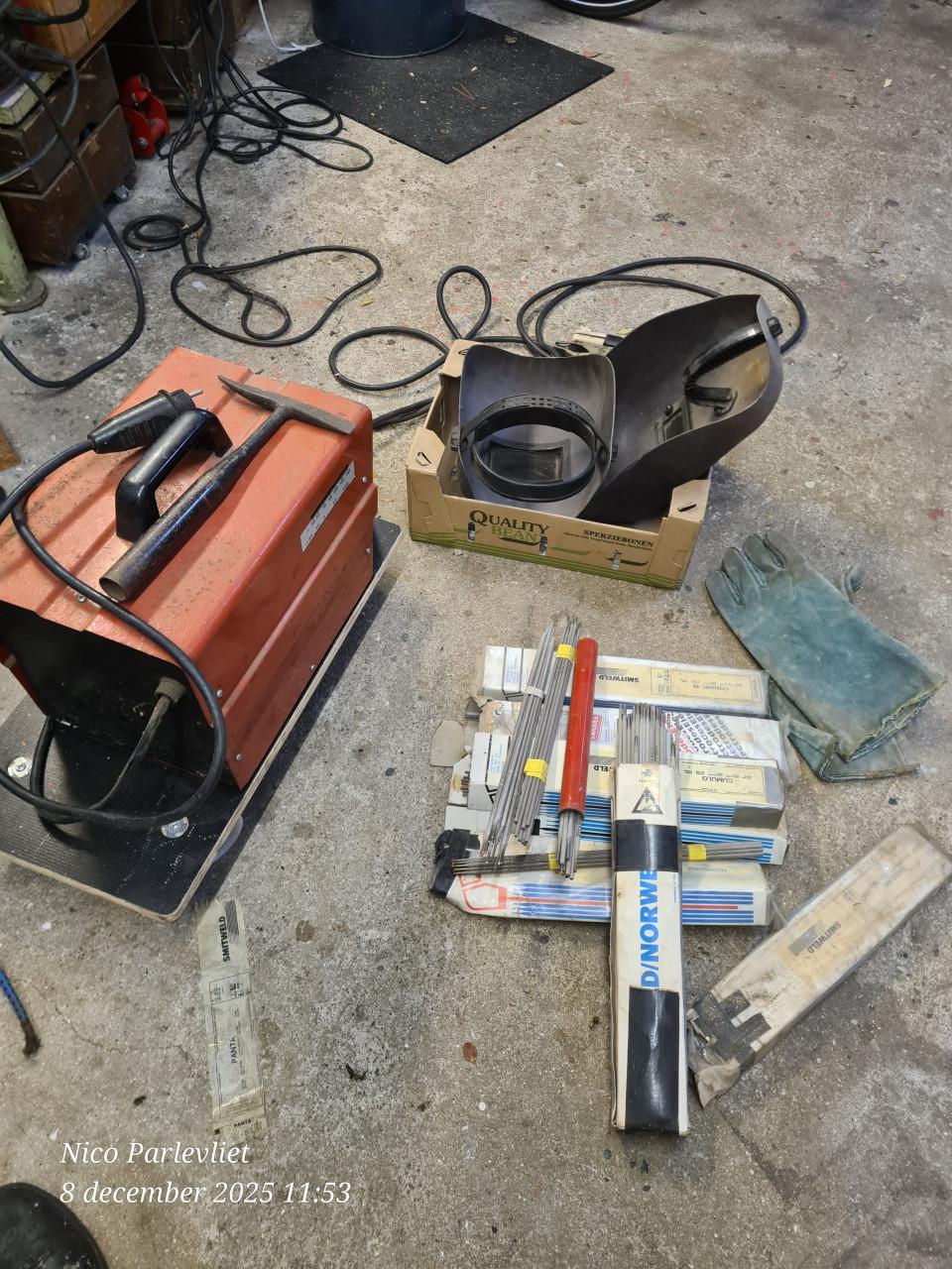 Lasapparaat 220/380 V