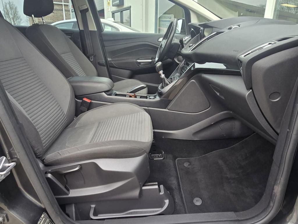 Ford C-max 1.0 titanium