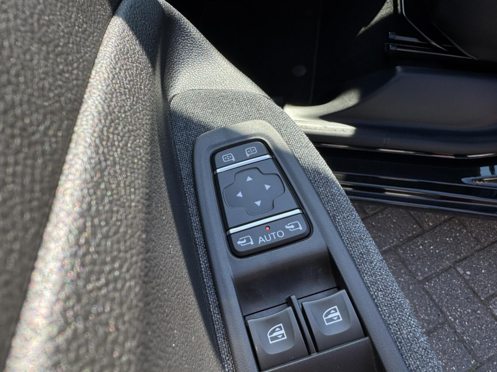 Renault Zoe r135 intens 52 kwh koopaccu + snellaadfunctie | navigatie | led