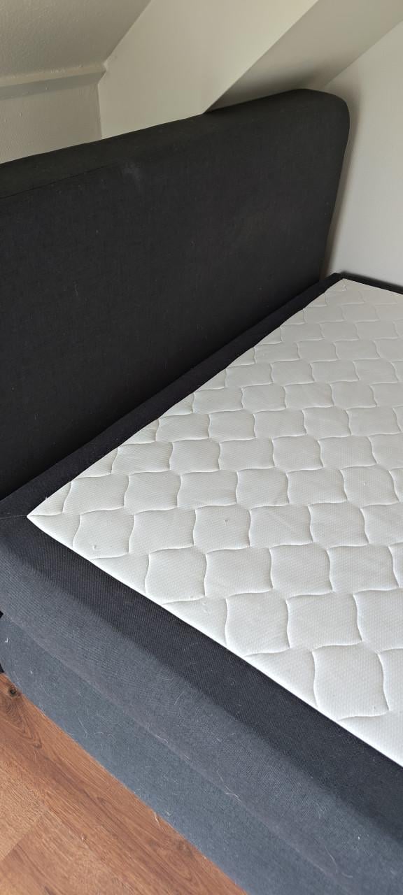 Boxspring met matras 140 x 200