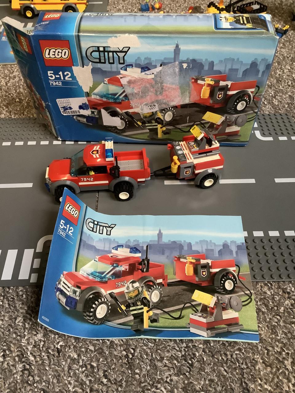 LEGO CITY NR. 7942 Lego 7942 Brandweer pick-up truck.
