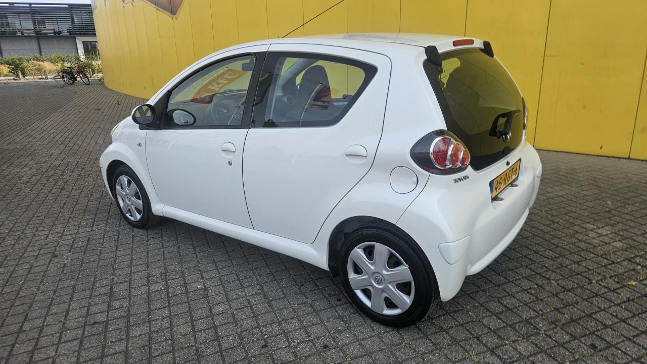 Zuinige 5drs TOYOTA AYGO 1.0 12V VVT-I