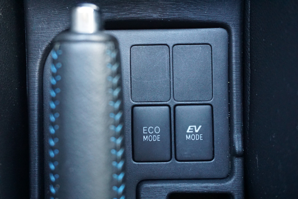 Toyota Yaris 1.5 full hybrid dynamic airco / camera / elektr. ramen / lm ve