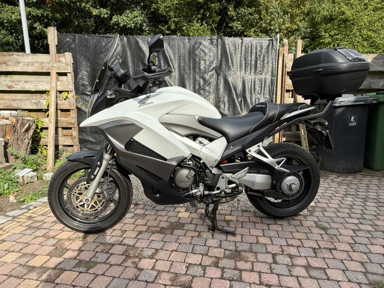 Honda VFR800X Crossrunner – Topstaat, klaar voor avontuur!