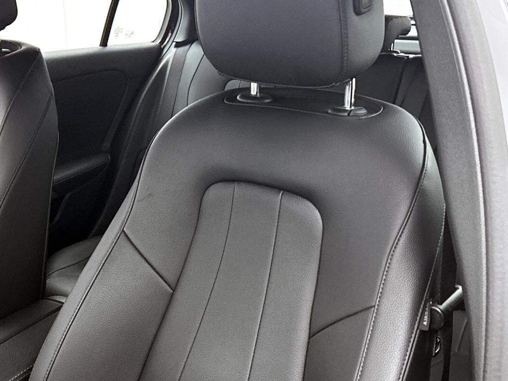 Mercedes-Benz A-Klasse 250 e plug-in hybride business solution luxury | led