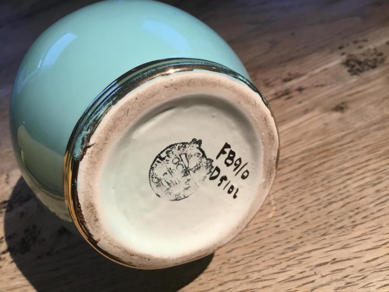 Boch pastelkleurige kannetjes Expo 1958