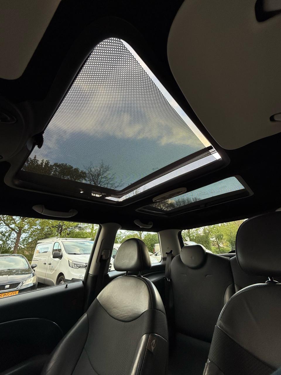 Mini cooper 1.6 PANO/CRUISE/NWAPK