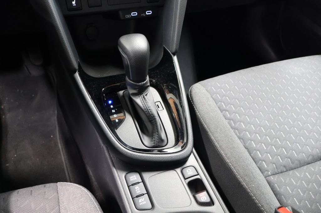 Toyota Yaris Cross 1.5 hybrid 115 first