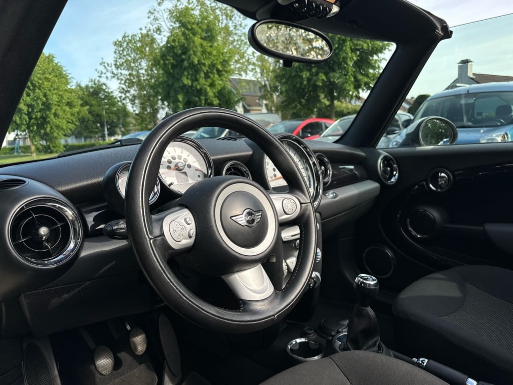 Mini Cooper Cabrio 1.6 pepper // dealeronderhouden //