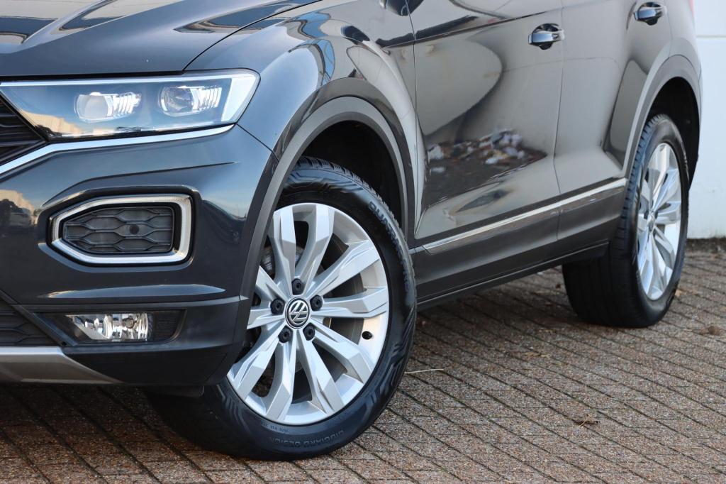 Volkswagen T-roc 1.5 tsi sport