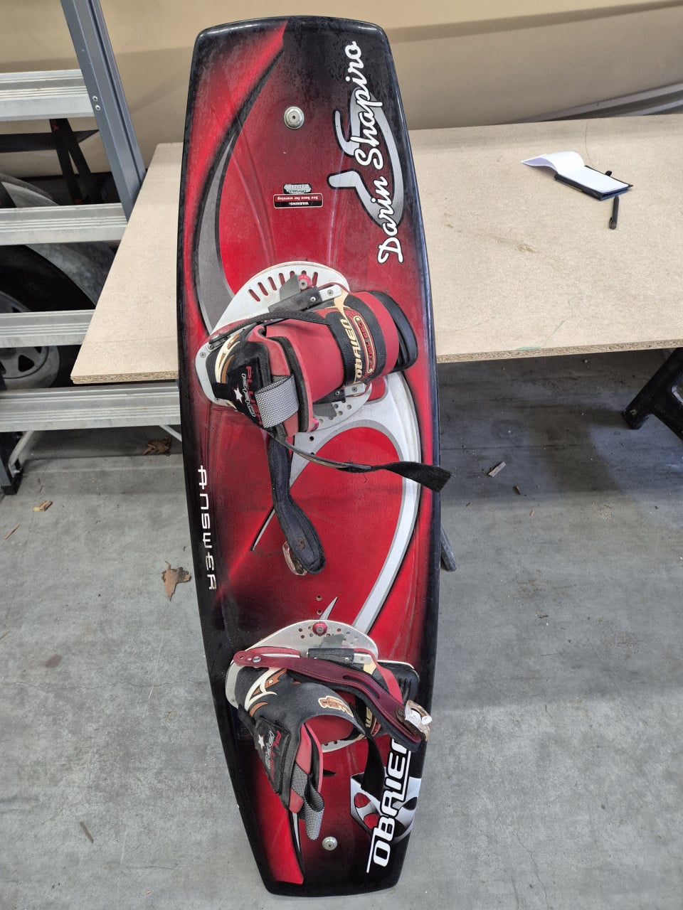 O'Brien "The Answer" Darin Shapiro Pro Model Wakeboard + Bindingen