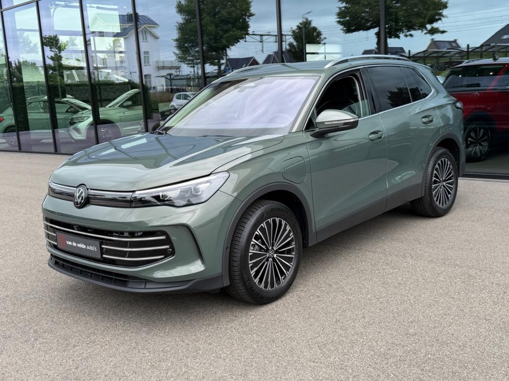 Volkswagen Tiguan 1.5 ehybrid elegance 204pk | trekhaak | 360 camera | all-