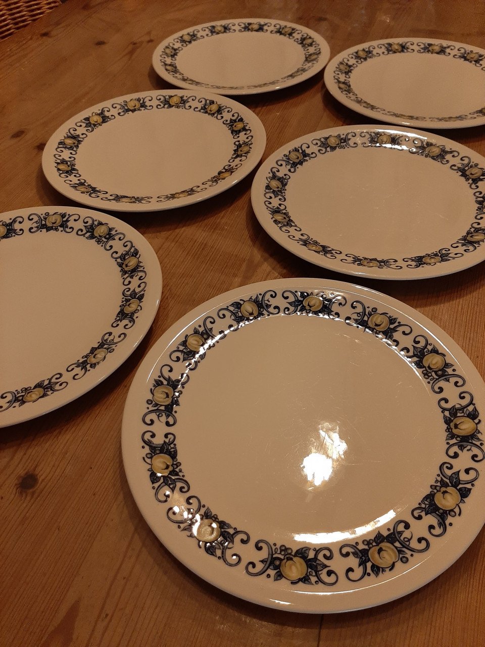 VILLEROY & BOCH , CADIZ - 6 ONTBIJT BORDJES - DIA 20 CM