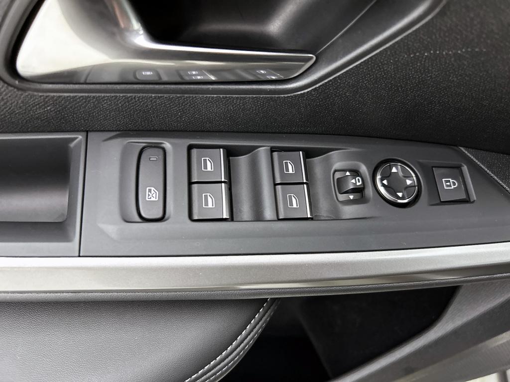 Peugeot 3008 hybrid 145 pk automaat gt | elektrische achterklep | alcantara