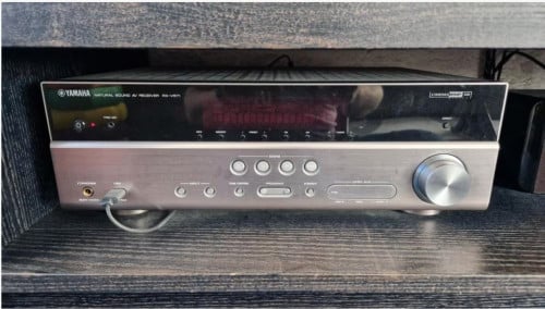 Yamaha RX-V571 + Boston Acoustics A2310 HTS + Yamaha blu-ray
