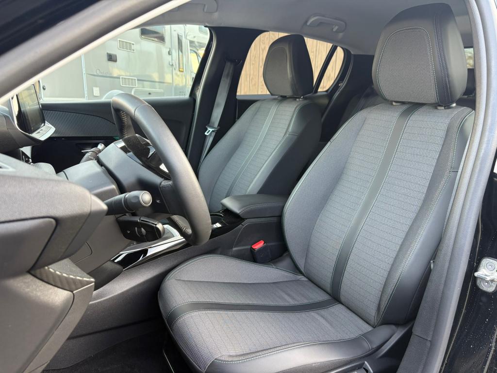 Peugeot 208 1.2 puretech allure pack