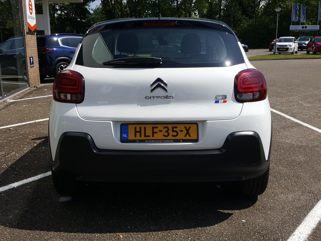 Citroen C3 shine 1.2 pt-110pk s&s (vol)automaat/eat6 | navi | bt | parkeerh
