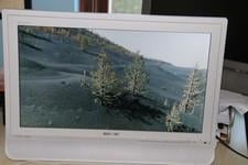 Sony 20 inch.( 51 cm ) LCD TV, type KDL-20B4030,  geheel compleet