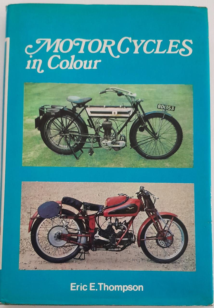 8 Motorboeken voor 10 euro.