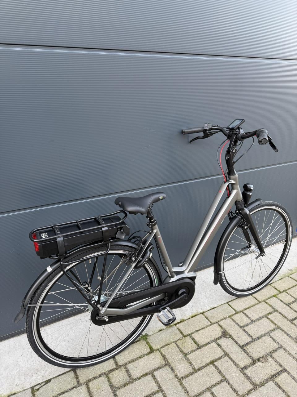 Batavus Bryte middenmotor elektrische fiets 600WH