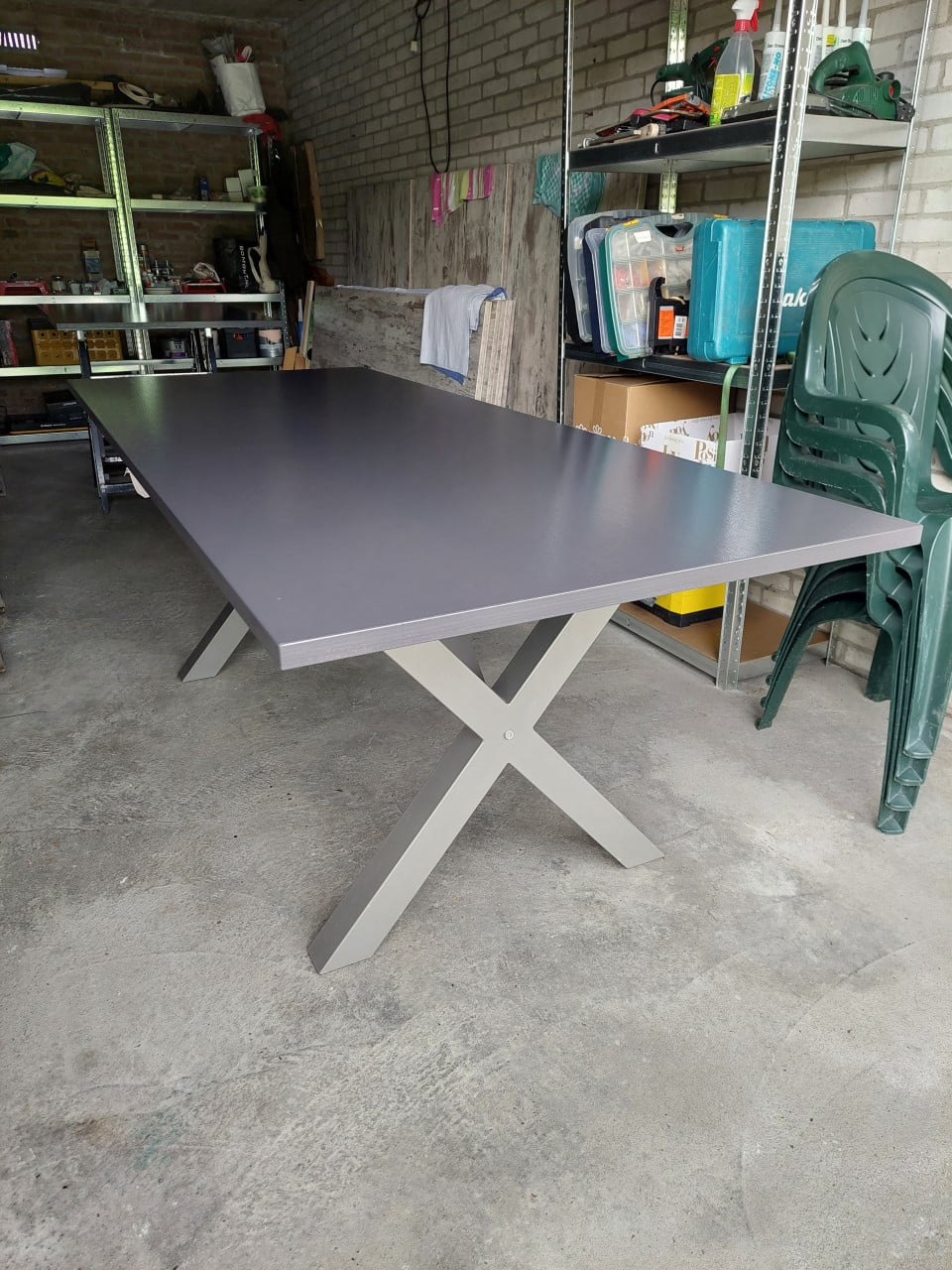 NW eettafel met x poten