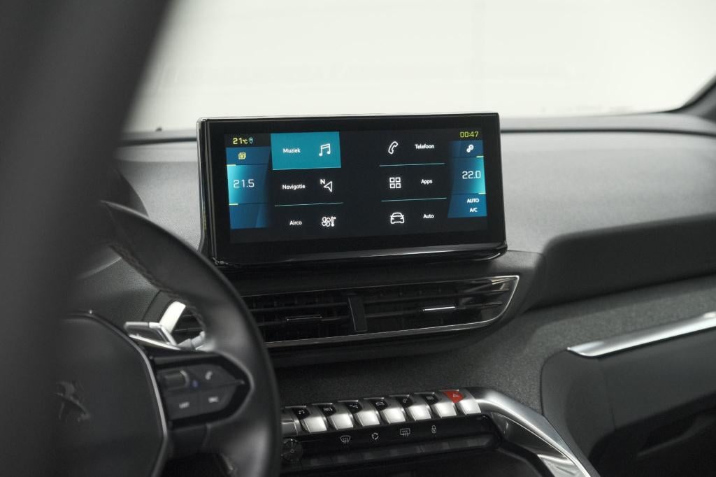 Peugeot 3008 1.6 hybrid 225 allure | camera | dodehoekdetectie | apple carp