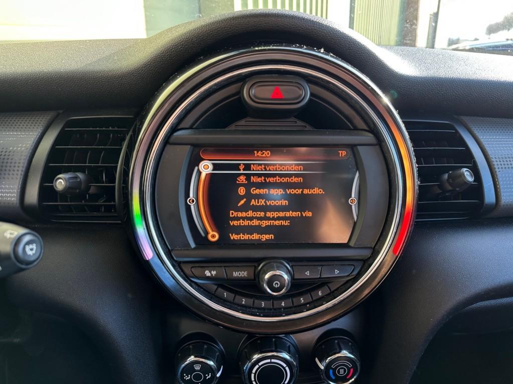 Mini 5-deurs cooper 1.5 136pk