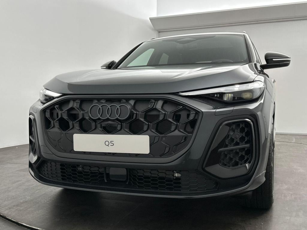 Audi Q5 s edition competition e-hybrid 270 kw / 367 pk suv