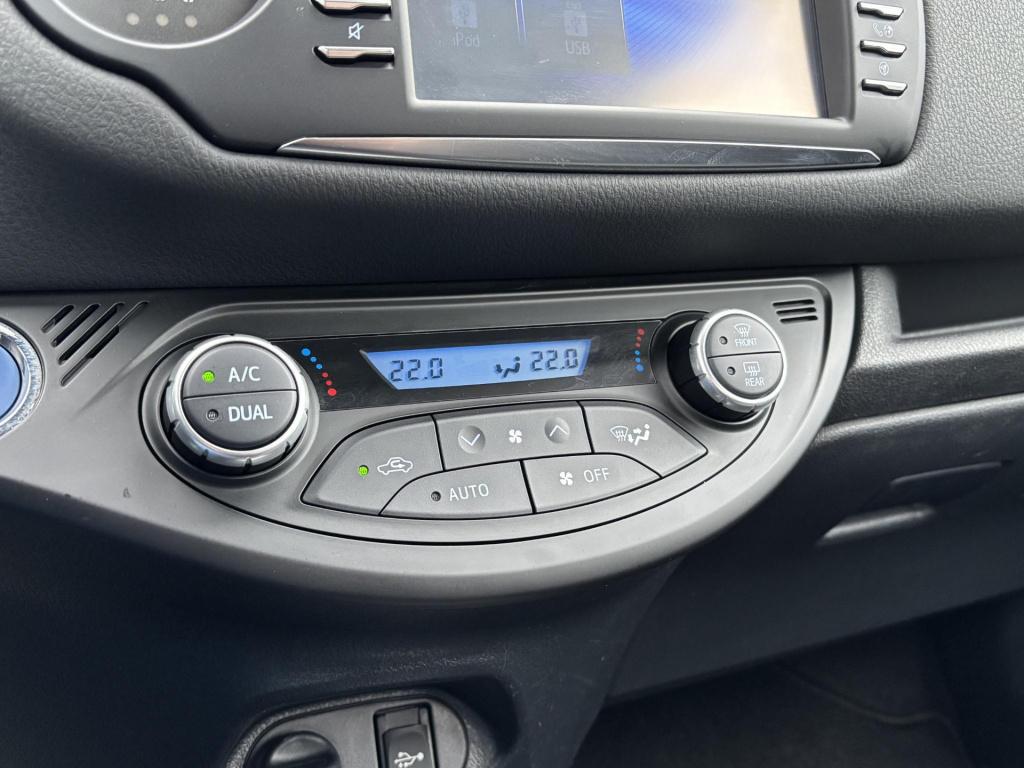 Toyota Yaris 1.5 hybrid executive | cruise control | achteruitrijcamera | c