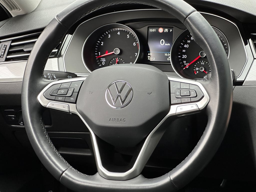 Volkswagen Passat variant 1.5 tsi 150pk dsg style | adapt. cruise | navi | 