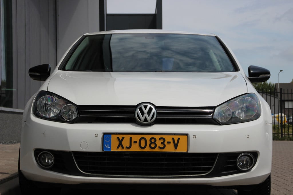 Volkswagen Golf 1.4 tsi highline | navi | cruise | pdc |