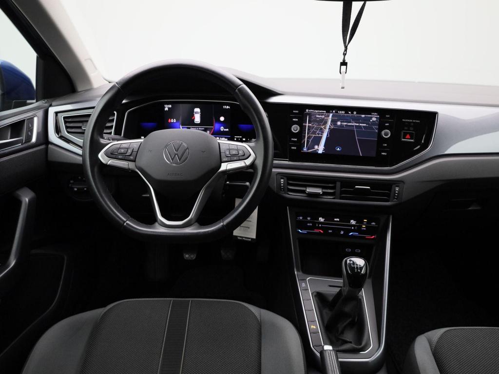 Volkswagen Polo 1.0 tsi r-line business | apple carplay | iq light | achter