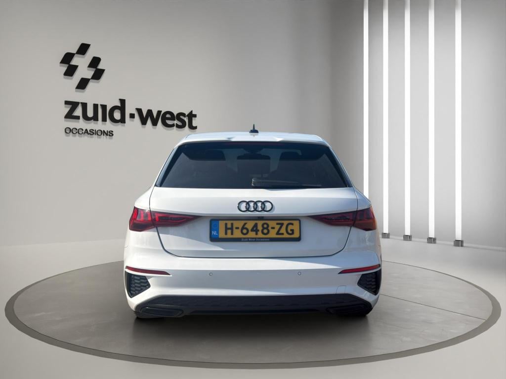 Audi A3 sportback 35 tfsi s 3x s-line sfeer rs stoelen acc camera