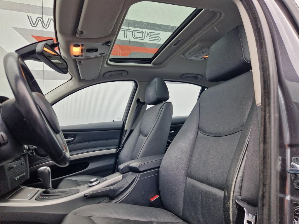 BMW 3-serie 320i executive