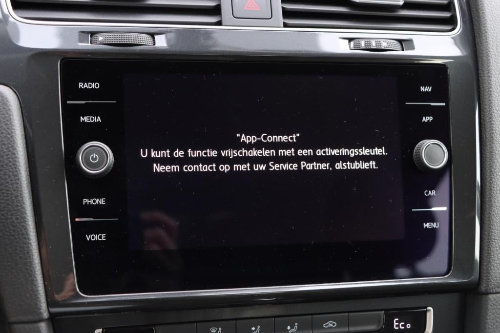 Volkswagen E-golf e-edition | soh 94,3% | navigatie | parkeersensoren | dri